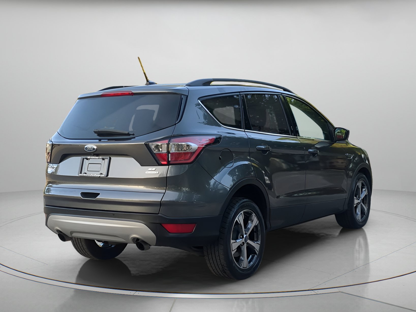 Certified 2017 Ford Escape SE w/ SE Leather Comfort Package FWD image 40