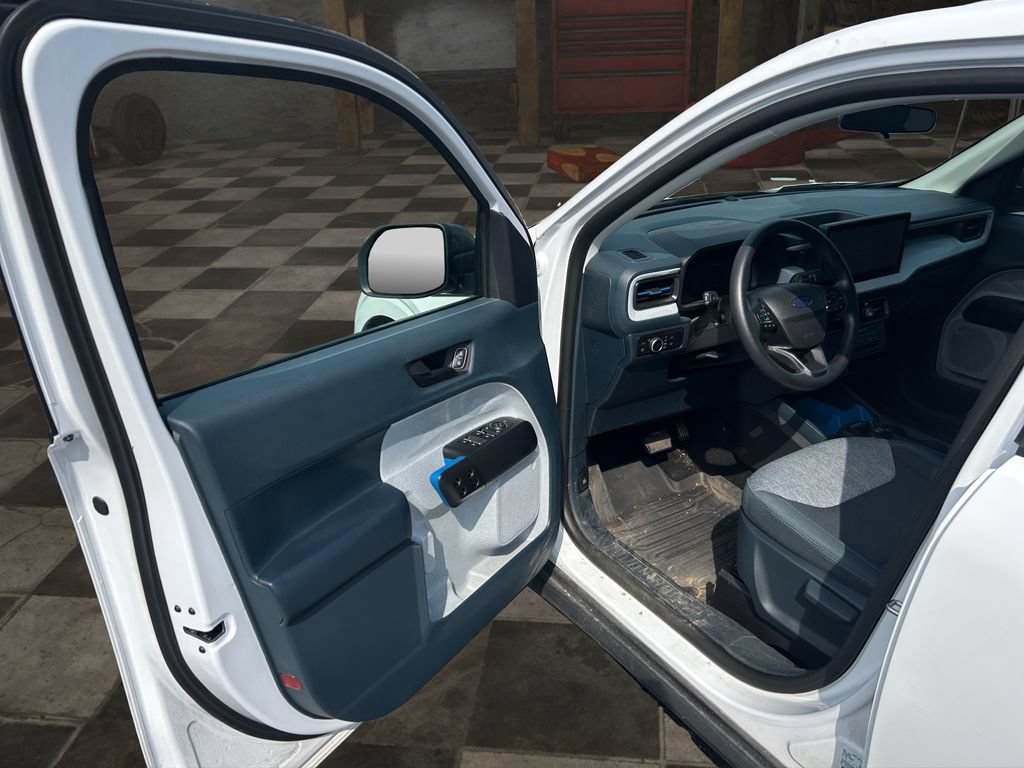 Certified 2025 Ford Maverick XLT FWD image 17