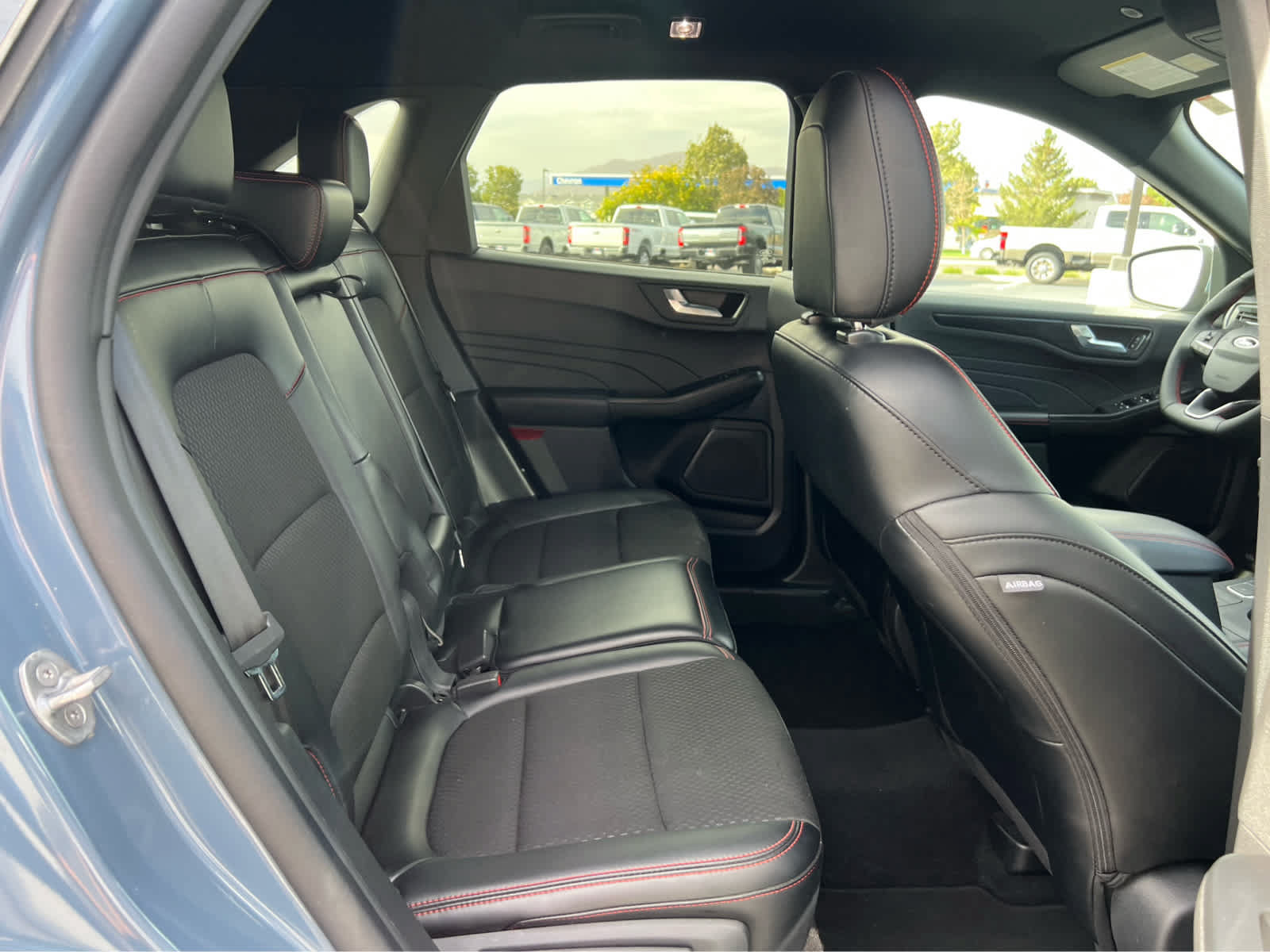 Certified 2025 Ford Escape ST-Line Select AWD/4WD image 21