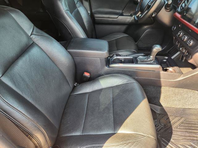 Used 2019 Toyota Tacoma TRD Off-Road RWD image 13