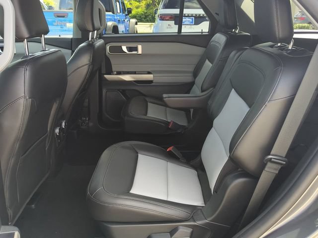 Certified 2023 Ford Explorer XLT w/ Equipment Group 202A AWD/4WD image 14
