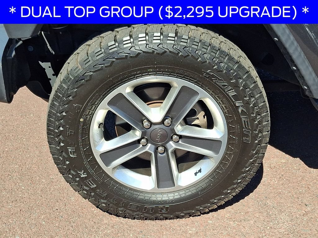 Used 2019 Jeep Wrangler Unlimited Sahara w/ Dual Top Group AWD/4WD image 8