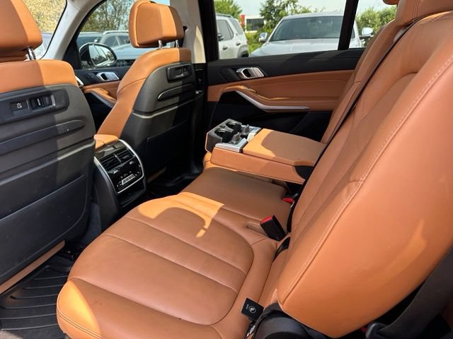 Used 2021 BMW X7 xDrive40i AWD/4WD image 18