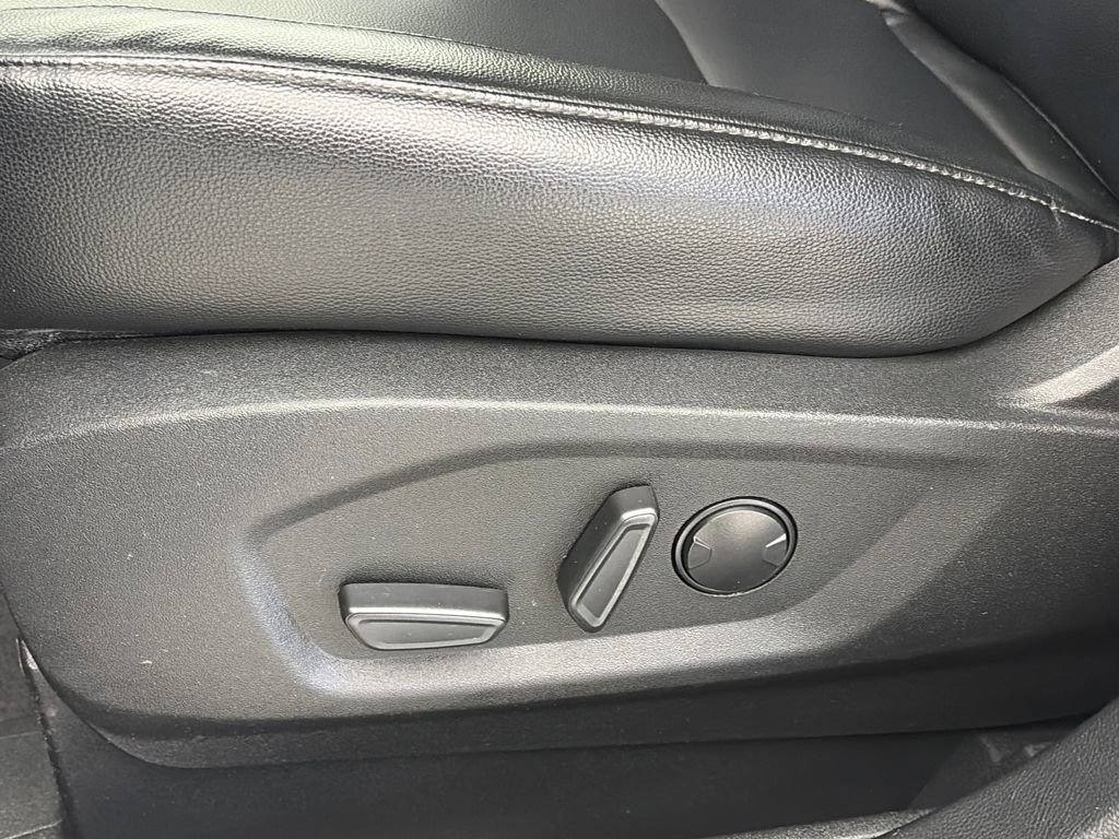 Certified 2024 Ford Edge Titanium image 26