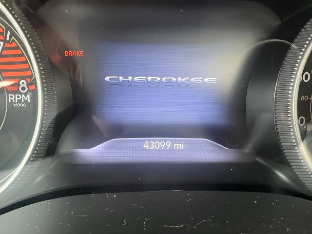 Used 2021 Jeep Cherokee Latitude Lux 80th Anniv w/ Quick Order Package 26U 80TH AWD/4WD image 14