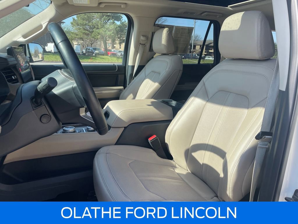 Certified 2022 Ford Expedition Limited image 12