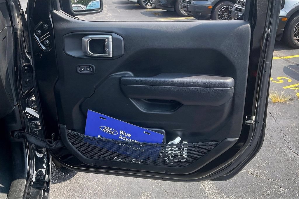 Used 2024 Jeep Wrangler Unlimited Sport AWD/4WD image 23