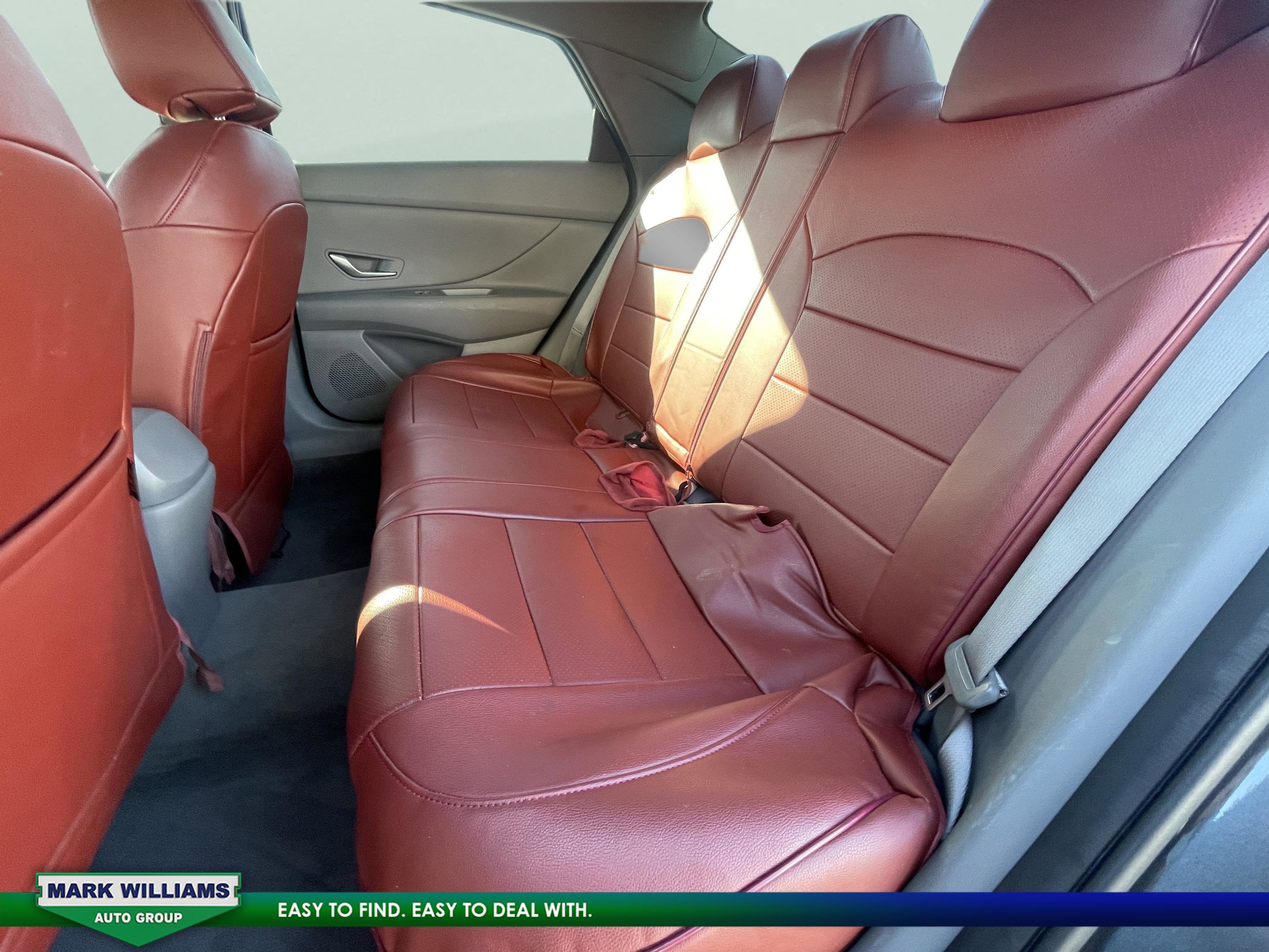 Used 2021 Hyundai Elantra SEL image 22