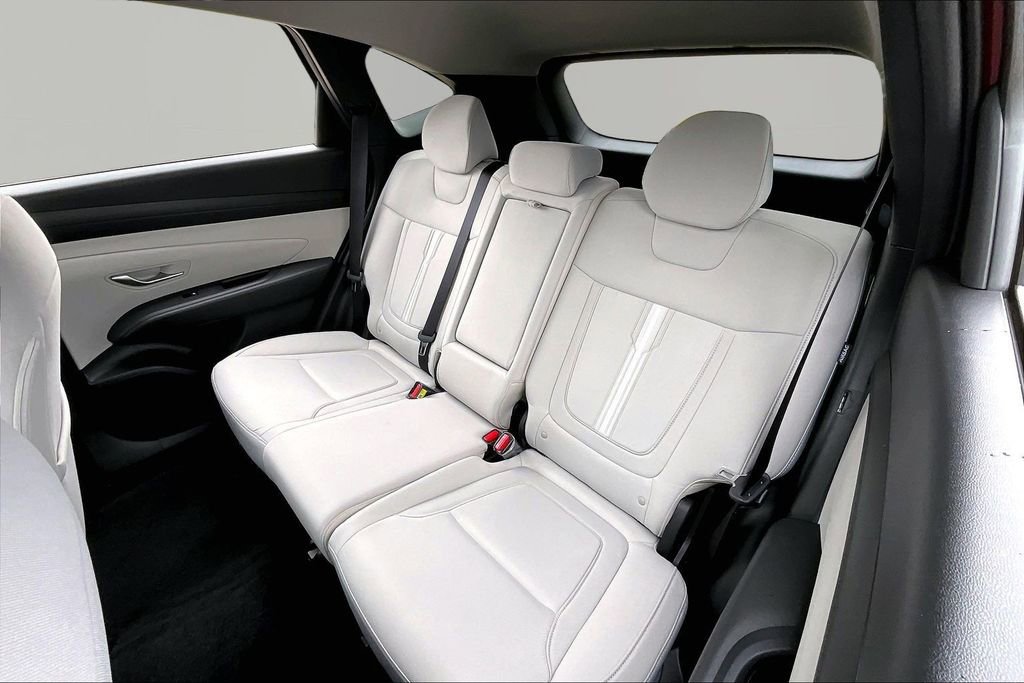 Used 2025 Hyundai Tucson SEL FWD image 26