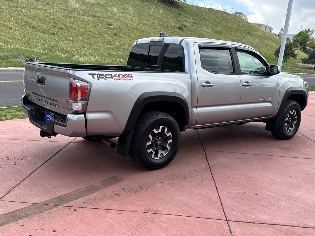 Used 2021 Toyota Tacoma TRD Off-Road w/ Technology Package AWD/4WD image 7