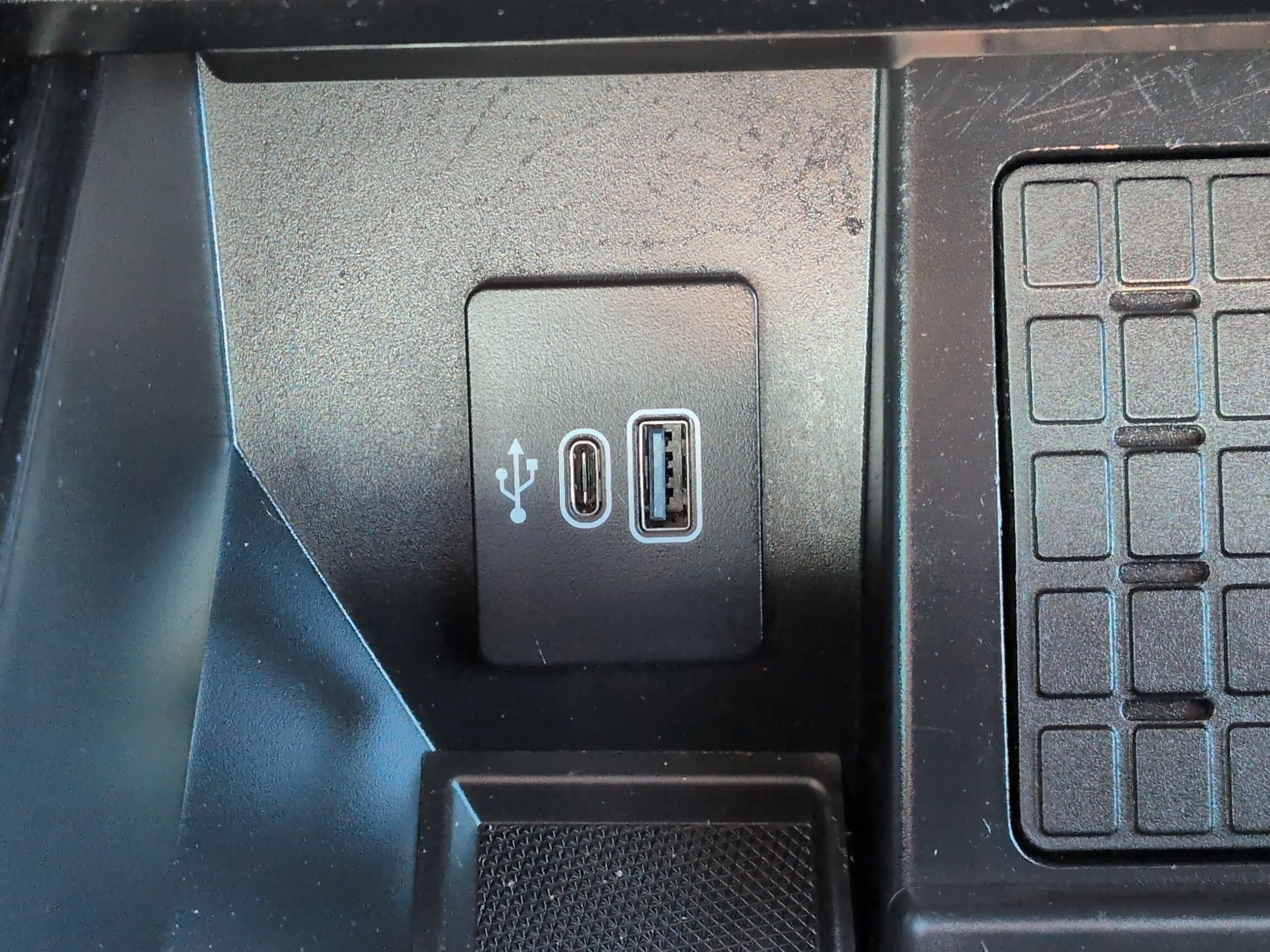 Certified 2025 Ford F150 King Ranch AWD/4WD image 21