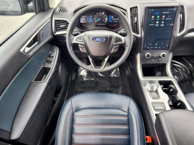Certified 2023 Ford Edge SEL w/ Sport Appearance Package AWD/4WD image 13