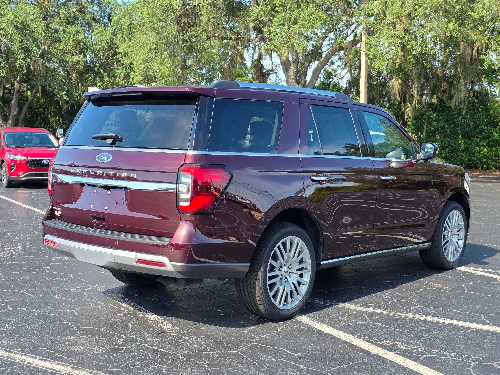 Certified 2024 Ford Expedition Limited RWD image 7