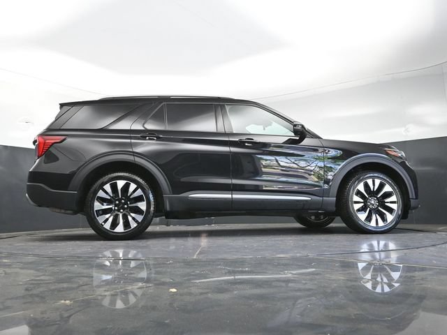 Certified 2025 Ford Explorer Platinum w/ LUX Leather Package AWD/4WD image 36