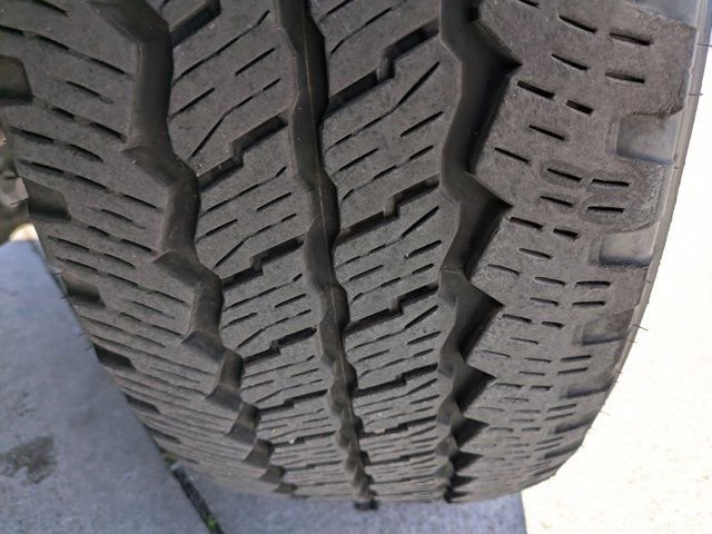 Certified 2024 Ford F350 Platinum w/ FX4 Off-Road Package image 12