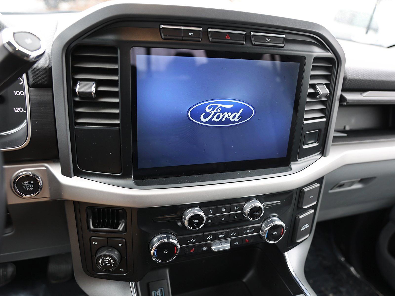 Certified 2022 Ford F150 XLT w/ Equipment Group 302A High image 24