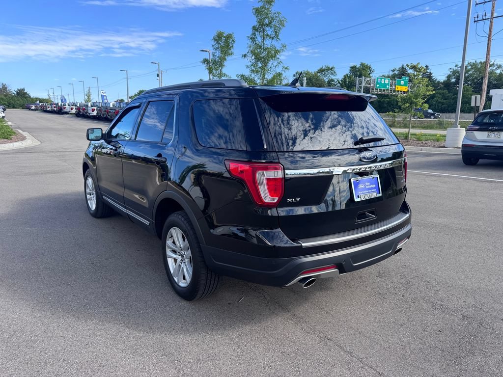 Certified 2018 Ford Explorer XLT w/ Equipment Group 201A AWD/4WD image 2