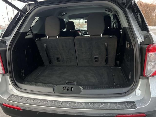 Certified 2023 Ford Explorer XLT image 12