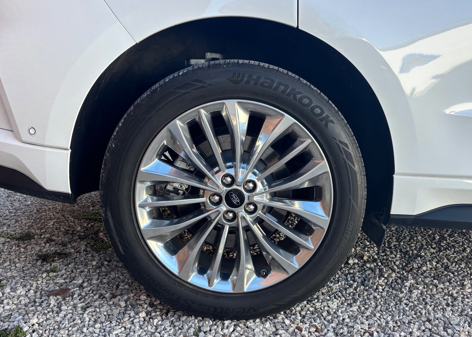 Certified 2022 Ford Edge Titanium w/ Equipment Group 301A image 17