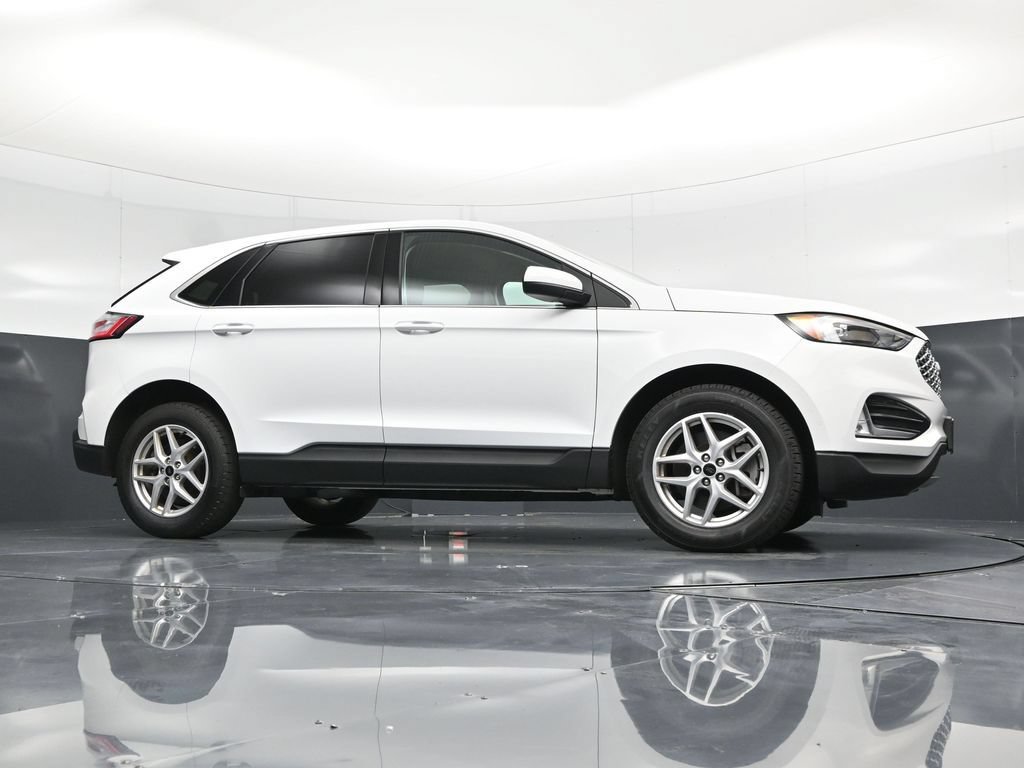 Certified 2024 Ford Edge SEL w/ Convenience Package AWD/4WD image 45