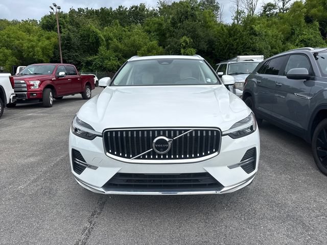 Used 2023 Volvo XC60 B5 Plus AWD/4WD image 8