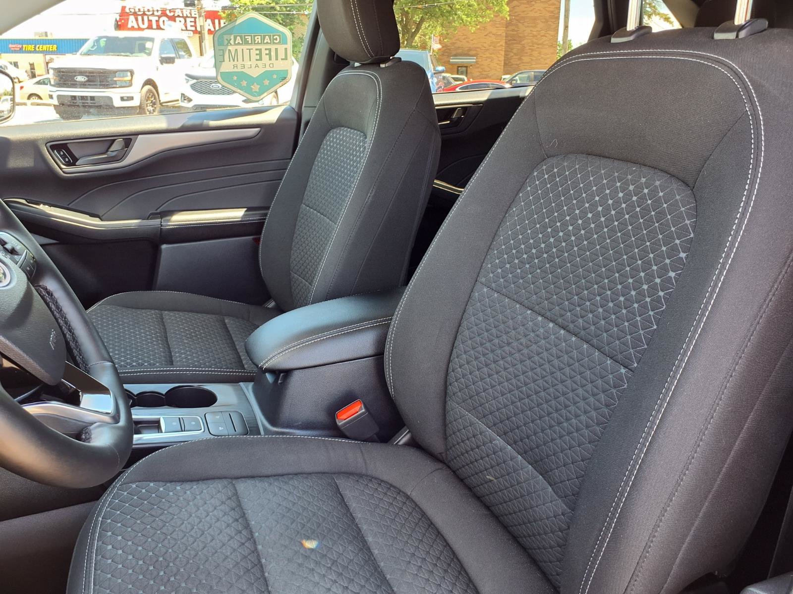 Certified 2023 Ford Escape Active AWD/4WD image 3