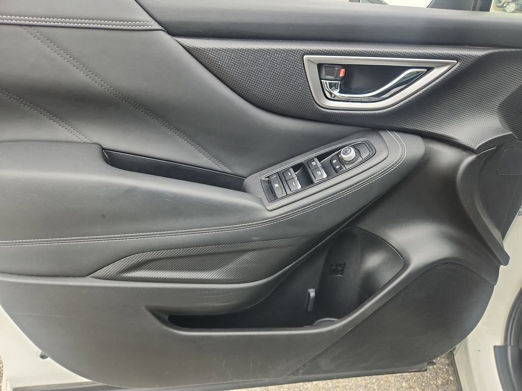 Used 2019 Subaru Forester Limited image 11