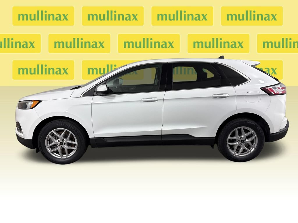 Certified 2023 Ford Edge SEL w/ Convenience Package AWD/4WD image 11