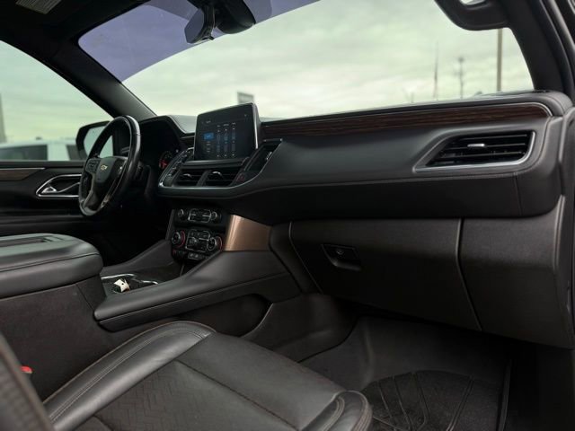 Used 2021 Chevrolet Suburban High Country image 34