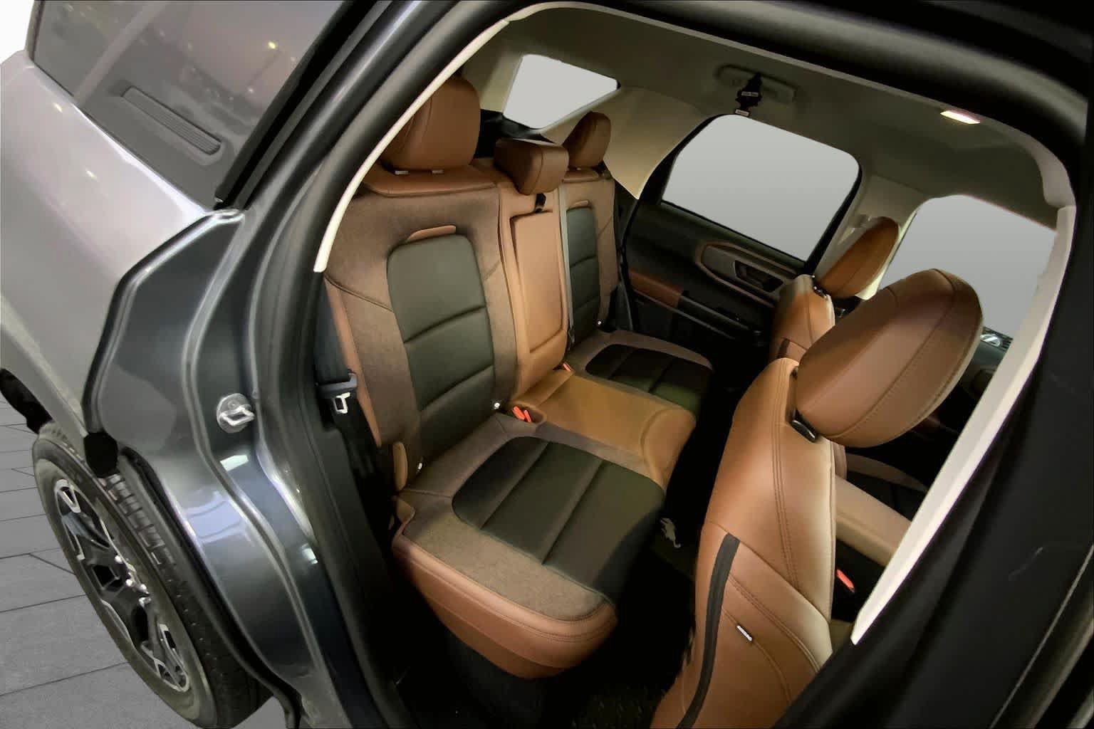Certified 2026 Ford Bronco Sport Outer Banks w/ Outer Banks Tech Package+ AWD/4WD image 18