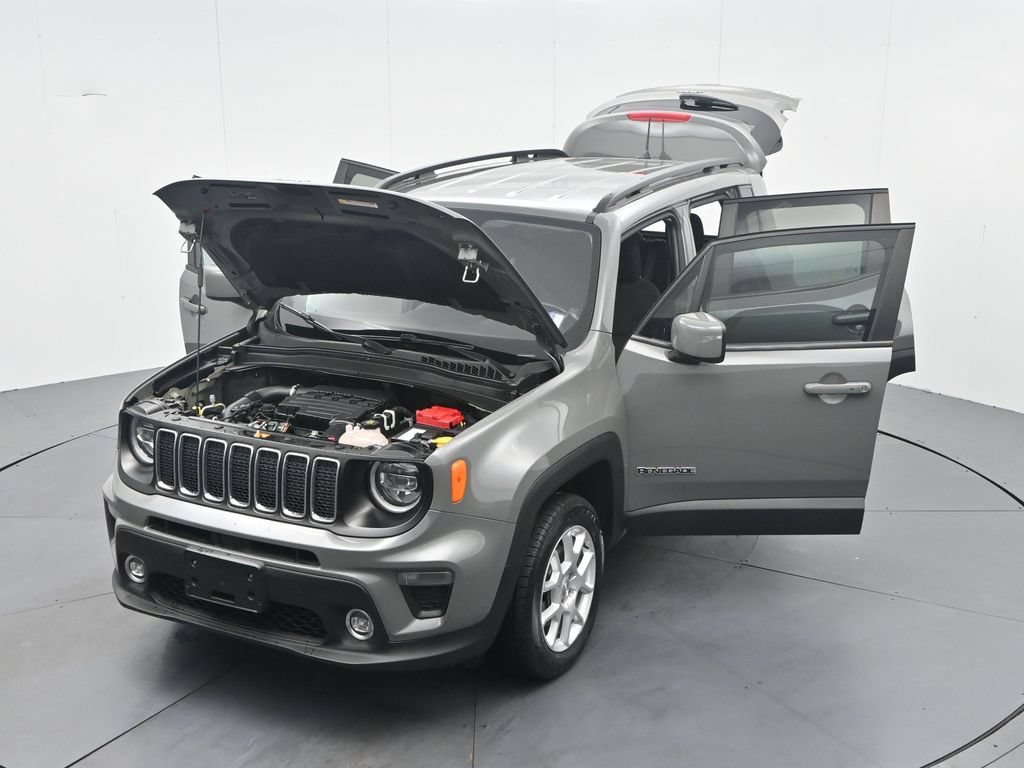 Used 2021 Jeep Renegade Latitude w/ Luxury Group I AWD/4WD image 42