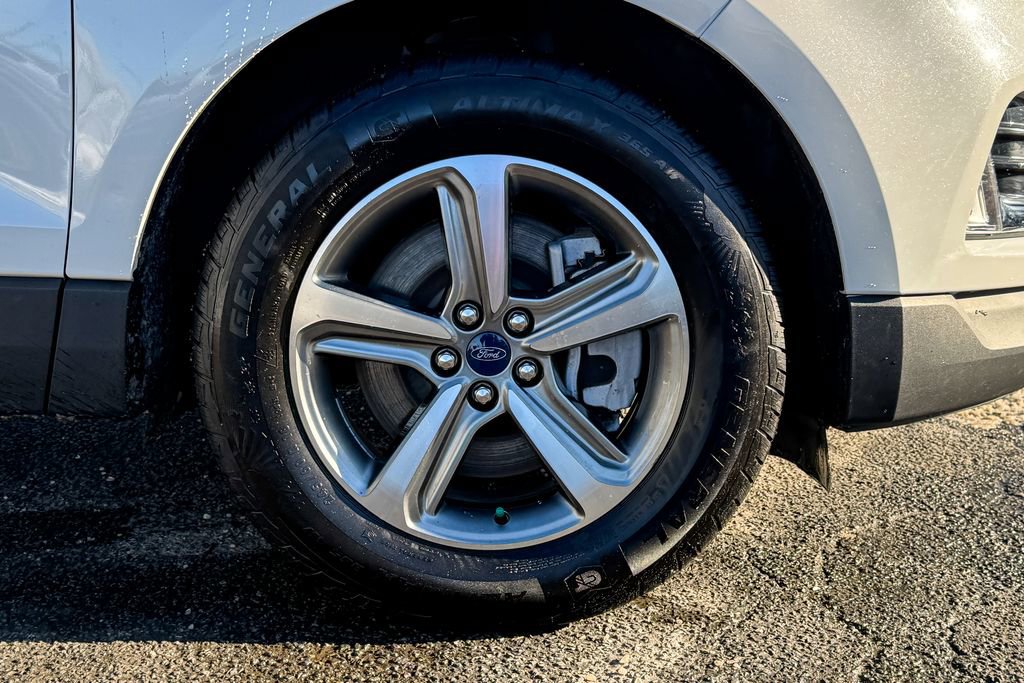 Certified 2022 Ford Edge SEL w/ Convenience Package image 9