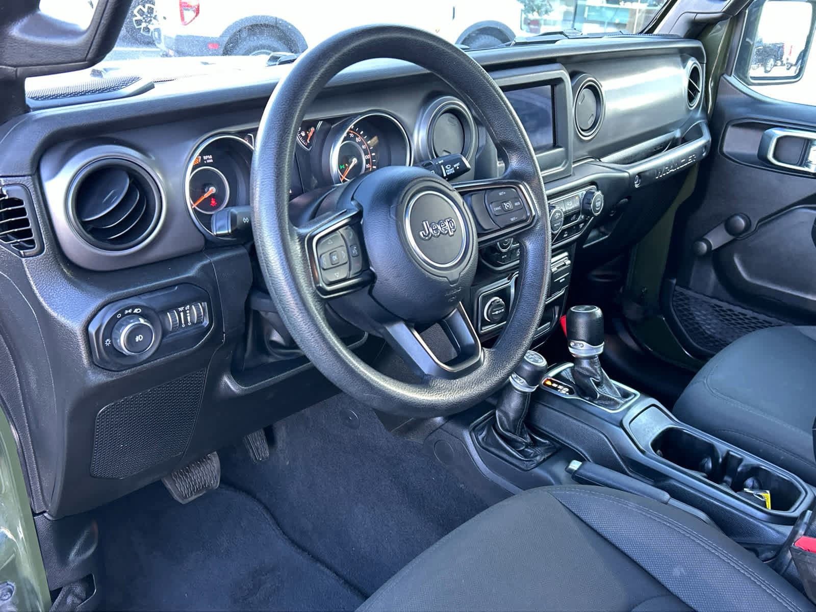 Used 2022 Jeep Wrangler Sport image 14