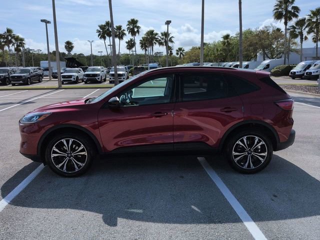 Certified 2022 Ford Escape SE w/ SE Sport Appearance Package image 7