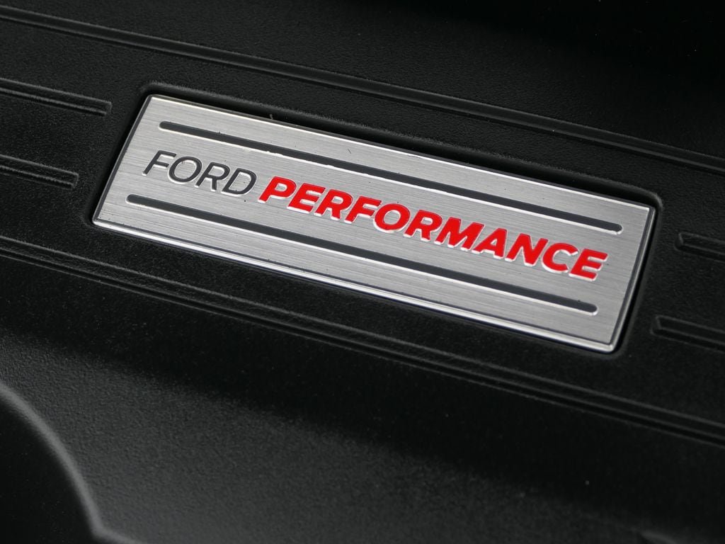 Certified 2019 Ford Edge ST AWD/4WD image 32
