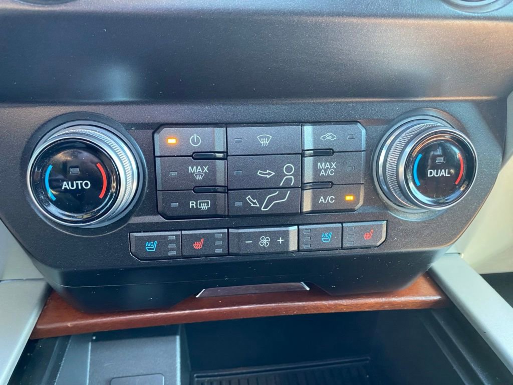 Certified 2019 Ford F250 King Ranch w/ King Ranch Ultimate Package AWD/4WD image 39