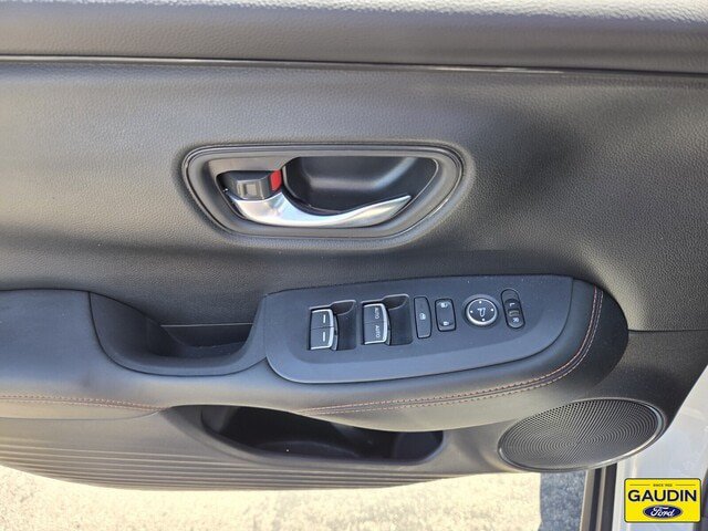 Used 2024 Honda HR-V Sport image 18