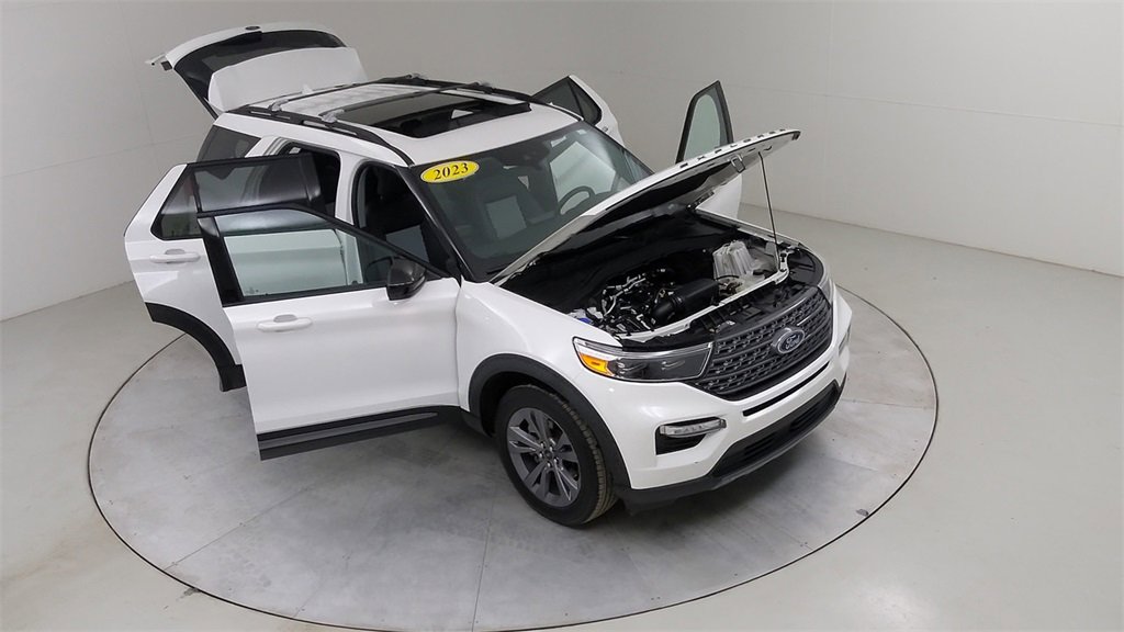 Certified 2023 Ford Explorer XLT w/ Equipment Group 202A image 50