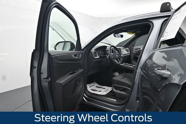 Used 2024 Volkswagen Atlas Cross Sport SE AWD/4WD image 17