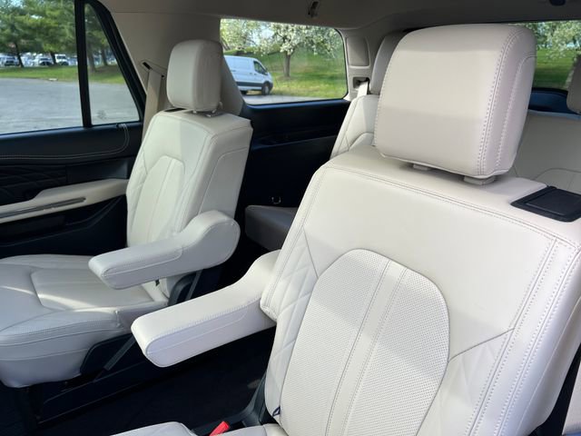 Certified 2023 Ford Expedition Platinum AWD/4WD image 24