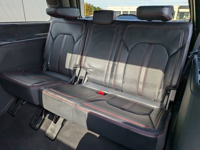 Certified 2024 Ford Expedition Limited image 32
