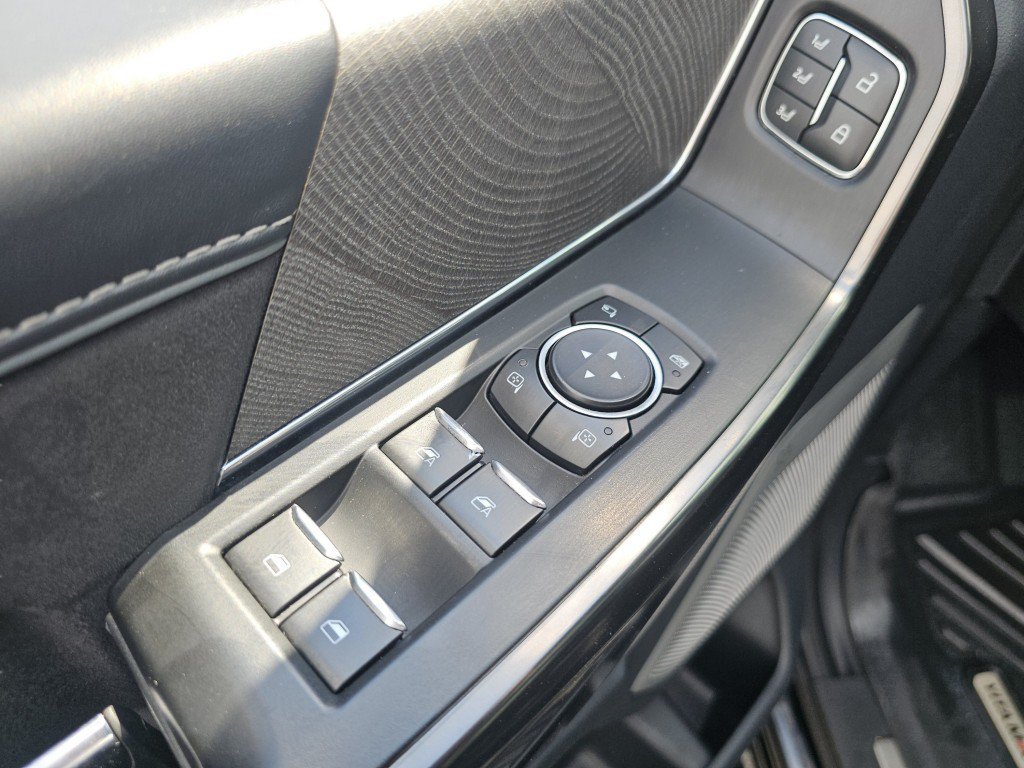 Certified 2022 Ford F150 Platinum AWD/4WD image 32