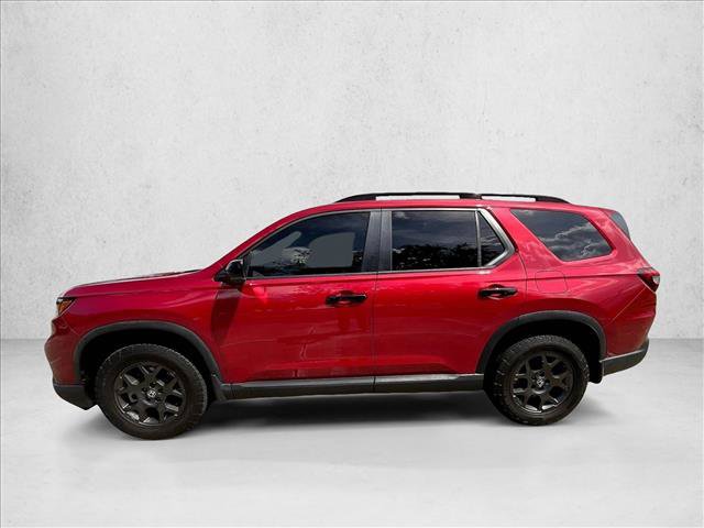 Used 2024 Honda Pilot TrailSport image 6