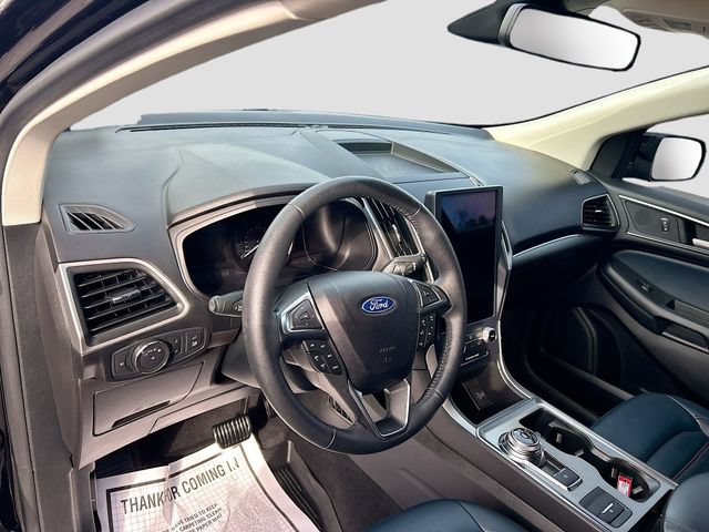 Certified 2022 Ford Edge SEL w/ Sport Appearance Package AWD/4WD image 11