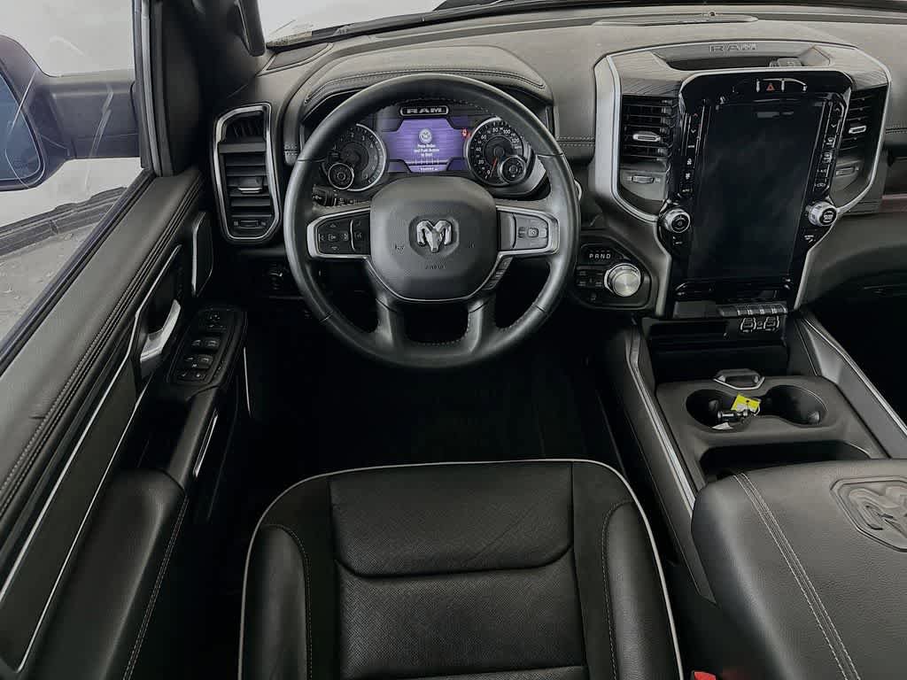 Used 2023 RAM 1500 Laramie AWD/4WD image 10