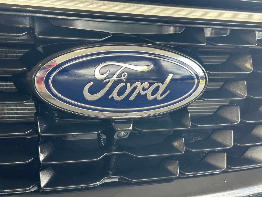 Certified 2024 Ford Escape SE w/ PHEV Premium Package FWD image 20