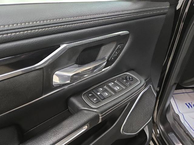 Used 2022 RAM 1500 Laramie AWD/4WD image 30