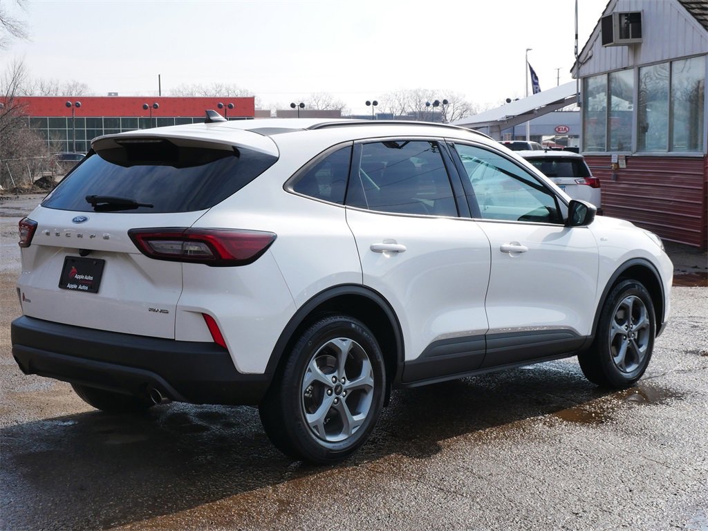 Certified 2025 Ford Escape ST-Line image 3