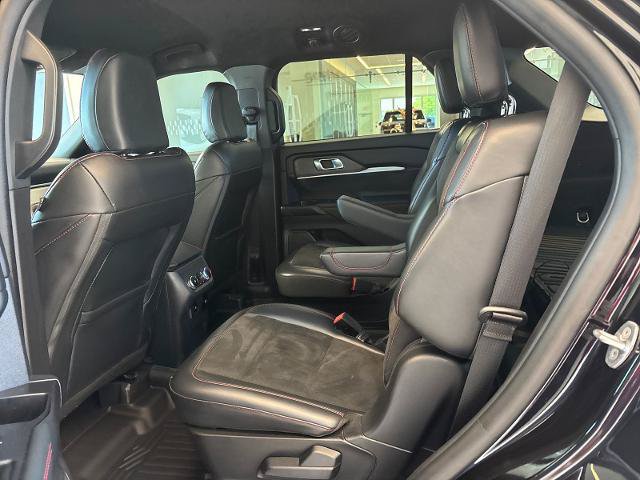 Certified 2025 Ford Explorer ST RWD image 11