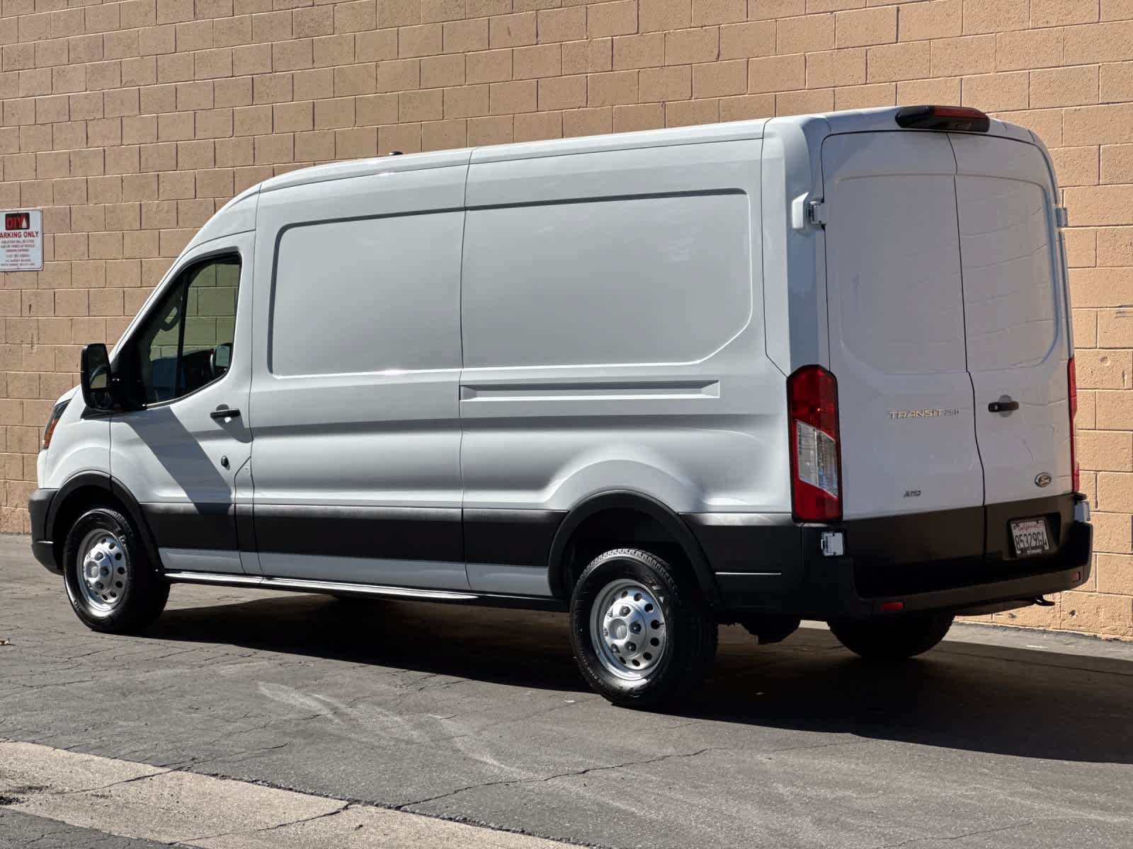 Certified 2025 Ford Transit 250 148 Medium Roof Extended AWD w/ Load Area Protection Package image 6